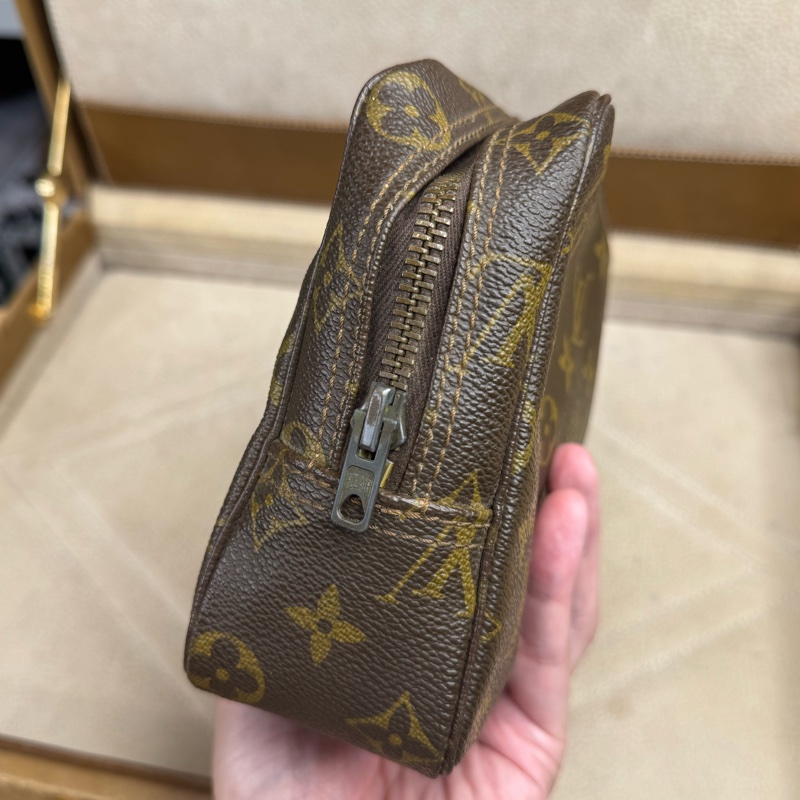 上架中🔑Louis Vuitton 老花漱洗包23m-11