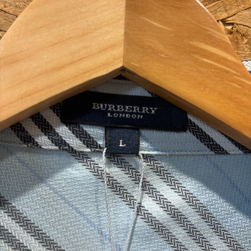【美收精品】BURBERRY淺藍色格紋長袖襯衫 4-994-4
