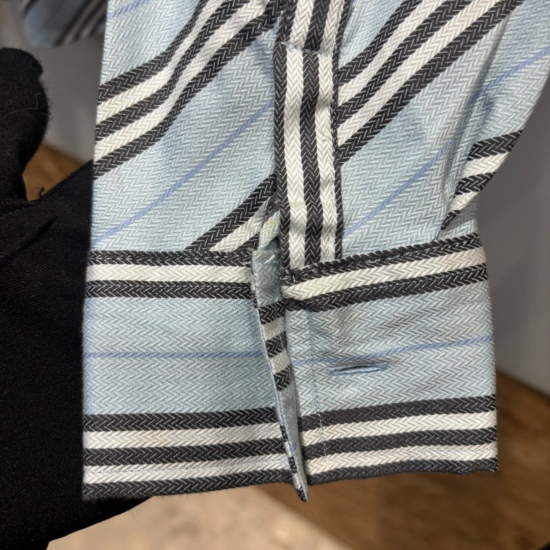 【美收精品】BURBERRY淺藍色格紋長袖襯衫 4-994-10