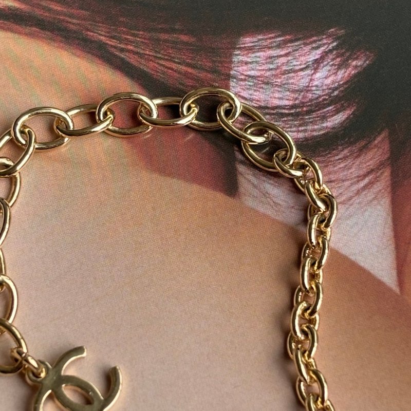 ::CHANEL:: 香奈兒 choker 23A 鑲鑽雙C淡金愛心項鍊-3