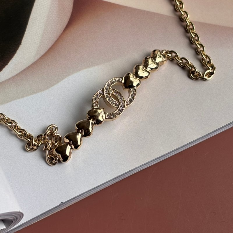 ::CHANEL:: 香奈兒 choker 23A 鑲鑽雙C淡金愛心項鍊-7