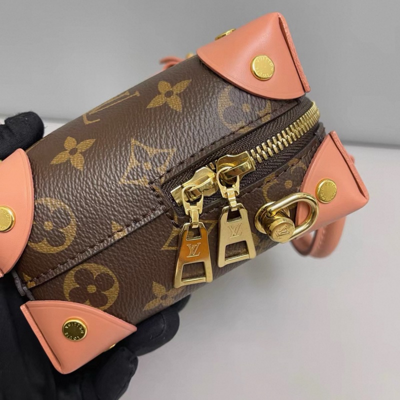 LV Petite Malle Souple老花粉色八角盒子-5