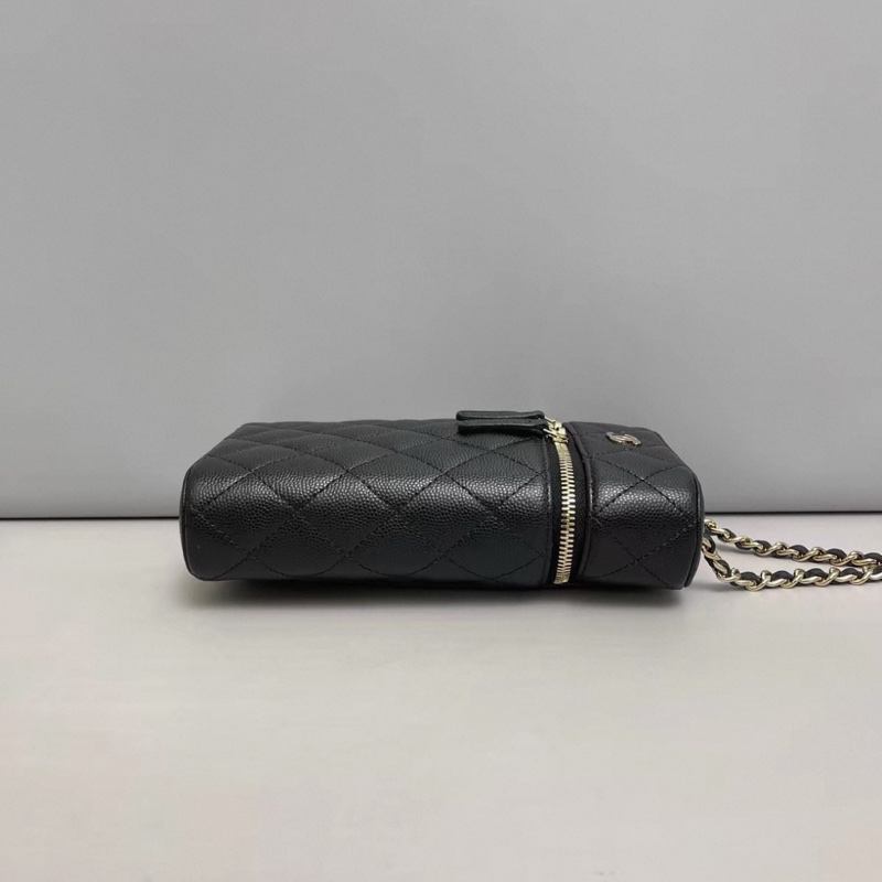 Chanel香奈兒 黑金牛皮荔枝紋手機包-2