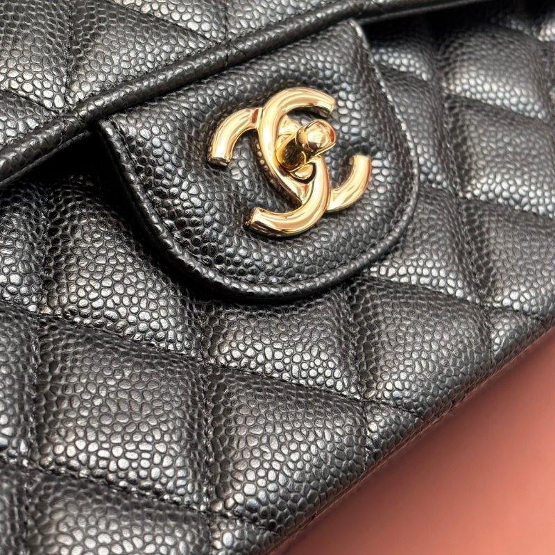 ::CHANEL::  A58600 香奈兒 經典菱格黑色大型口蓋包 JUMBO Classic Flap 30-12