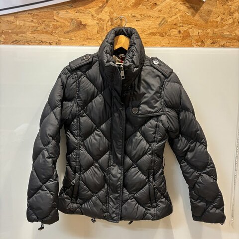 【美收精品】BURBERRY黑色羽絨外套 5-22