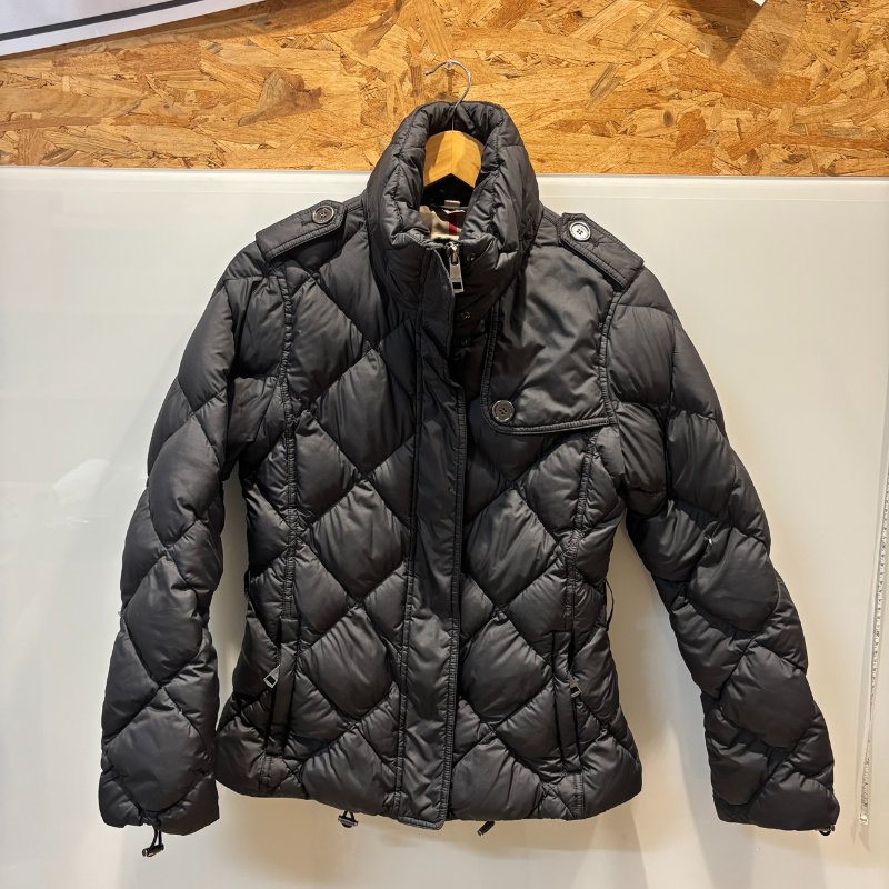 【美收精品】BURBERRY黑色羽絨外套 5-22-0