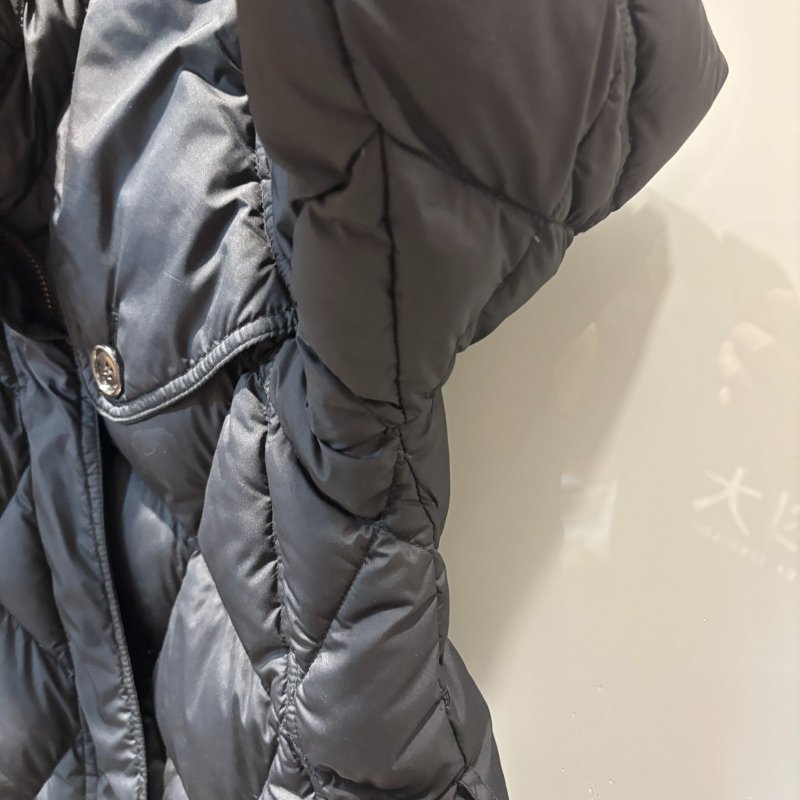 【美收精品】BURBERRY黑色羽絨外套 5-22-3