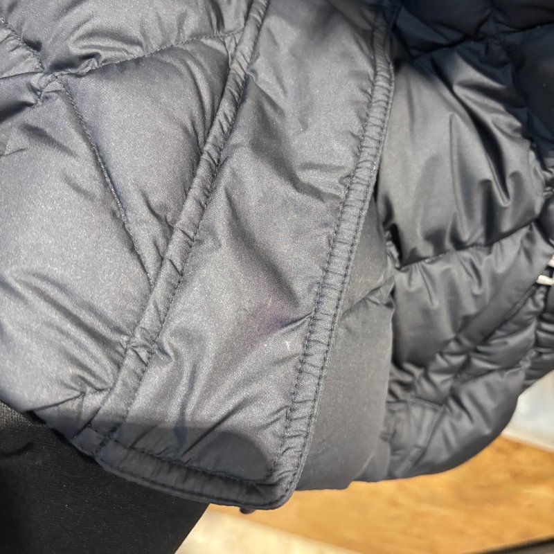 【美收精品】BURBERRY黑色羽絨外套 5-22-4