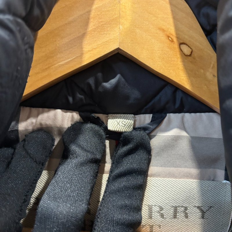 【美收精品】BURBERRY黑色羽絨外套 5-22-6