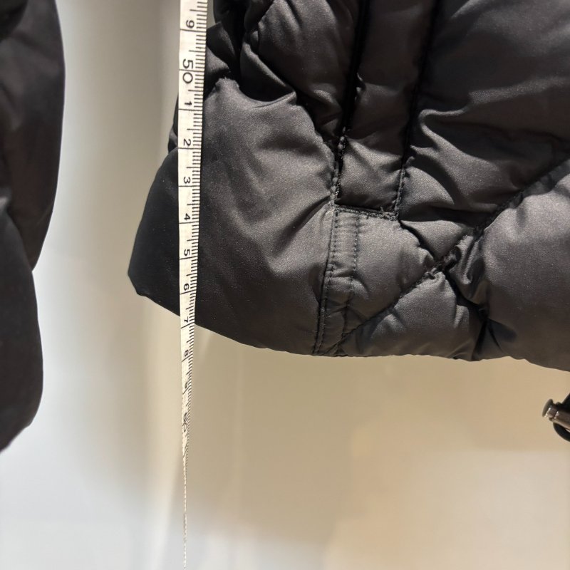 【美收精品】BURBERRY黑色羽絨外套 5-22-13