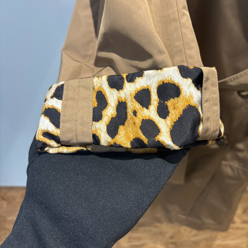 【美收精品】YSL	茶色風衣外套 5-23-7