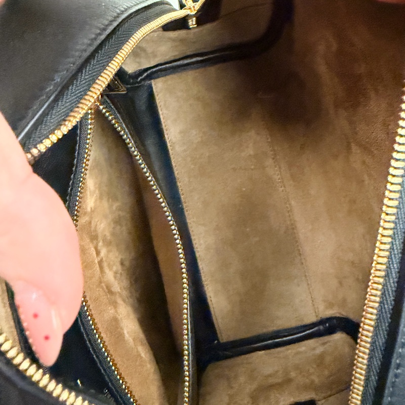 LOEWE 羅威 AMAZONA 19 方形包 Anagram 緹花拼小牛皮款（海軍藍/黑）。金扣-11