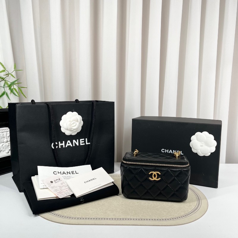 CHANEL香奈兒 25年9月全套 芯片款 黑色菱格紋小羊皮盒子化妝盒包 容量完全OK 可手提可單肩可斜挎-5