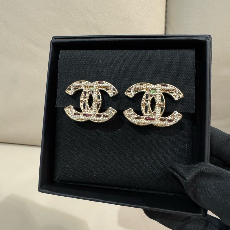 Chanel 香奈兒 毛呢風金色耳夾/全新閒置美品-1