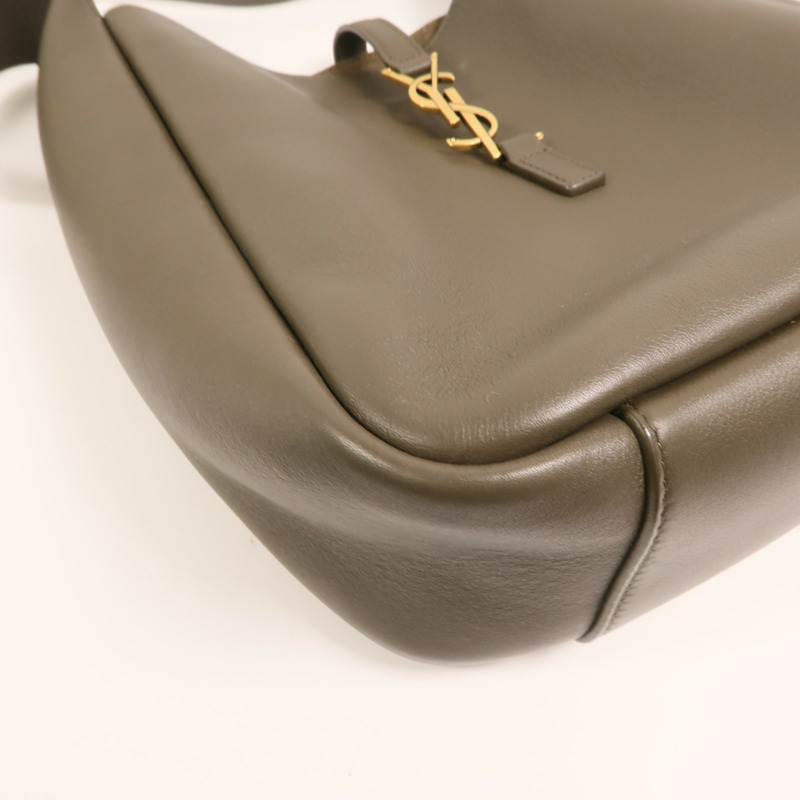 SAINT LAURENT 牛皮皮革Hobo Small金扣手挽袋-10