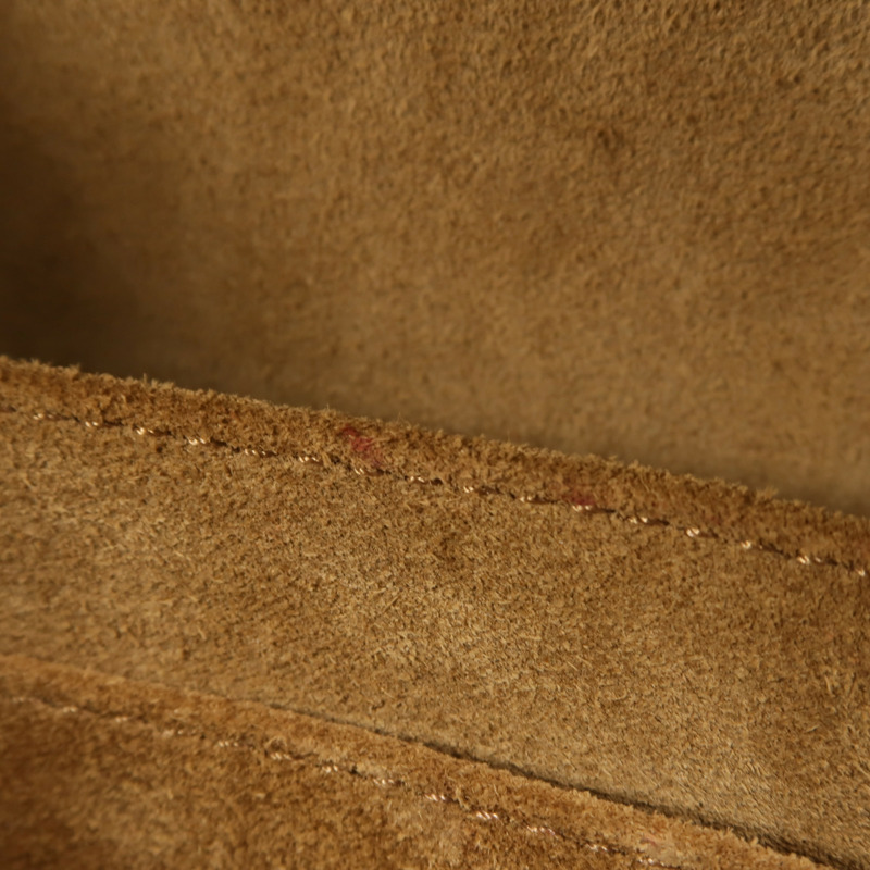 LOEWE 牛皮皮革Gate Small金扣肩背袋-16