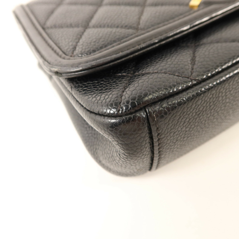 CHANEL 牛皮皮革Chain Shoulder金扣鏈帶肩背袋-12