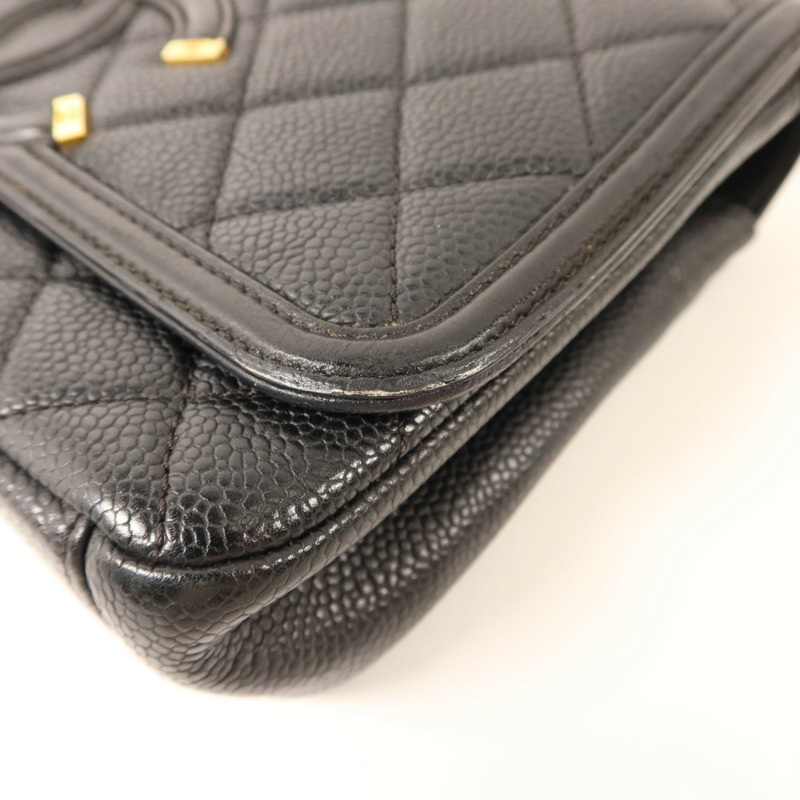 CHANEL 牛皮皮革Chain Shoulder金扣鏈帶肩背袋-16