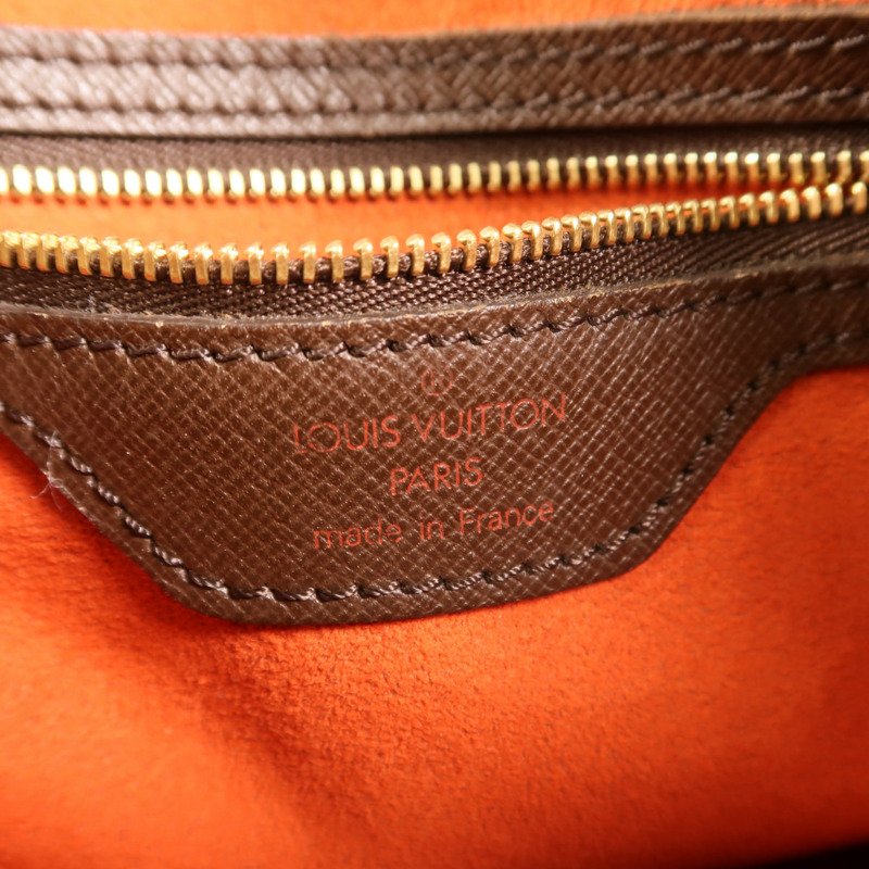 LOUIS VUITTON Damier Marais金扣肩背袋-5