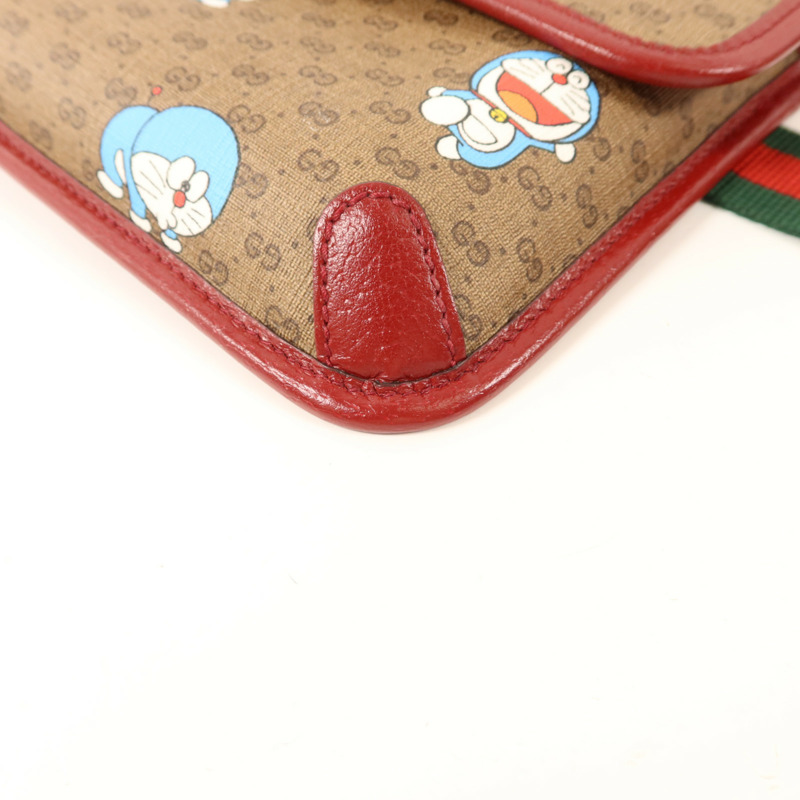 GUCCI 塗層帆布Doraemon X Gucci金扣腰包-11