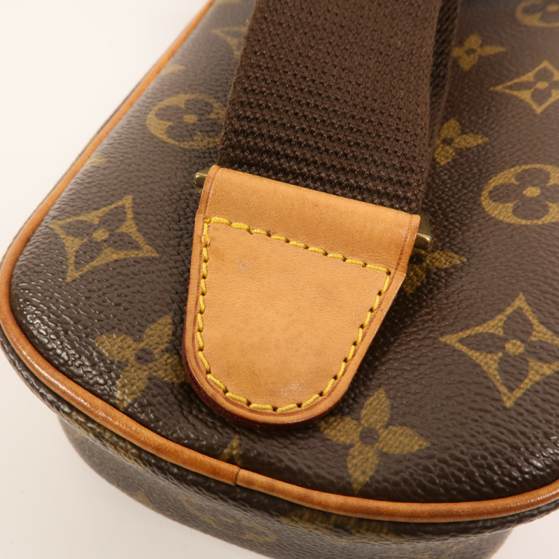 LOUIS VUITTON Monogram Pochette Gange金扣腰包-13