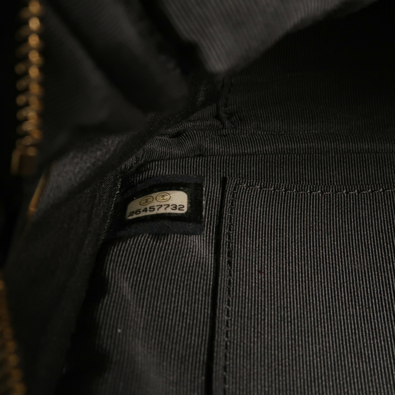 CHANEL 牛皮皮革Carmera Bag金扣鏈帶肩背袋-6