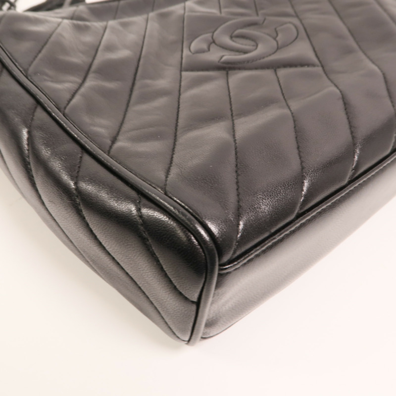 CHANEL 羊皮皮革Vintage Camera Bag金扣鏈帶肩背袋-9