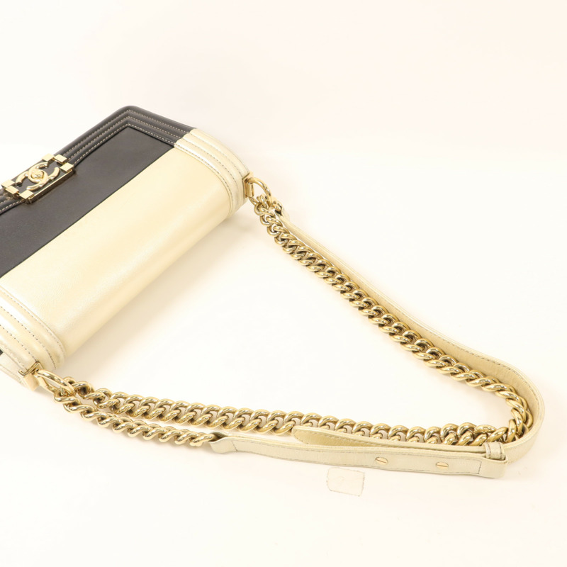 CHANEL 牛皮皮革Boy 25金扣鏈帶肩背袋-8
