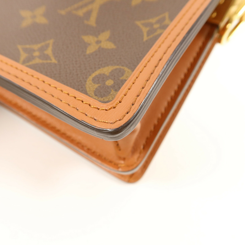 LOUIS VUITTON Monogram Reverse Mini Dauphine金扣肩背袋-12