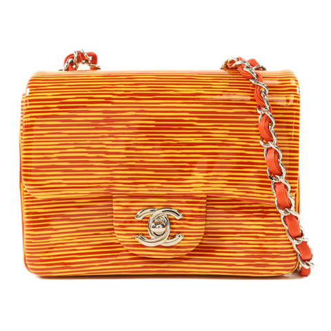 CHANEL 漆皮皮革Mini Classic 17銀扣鏈帶肩背袋