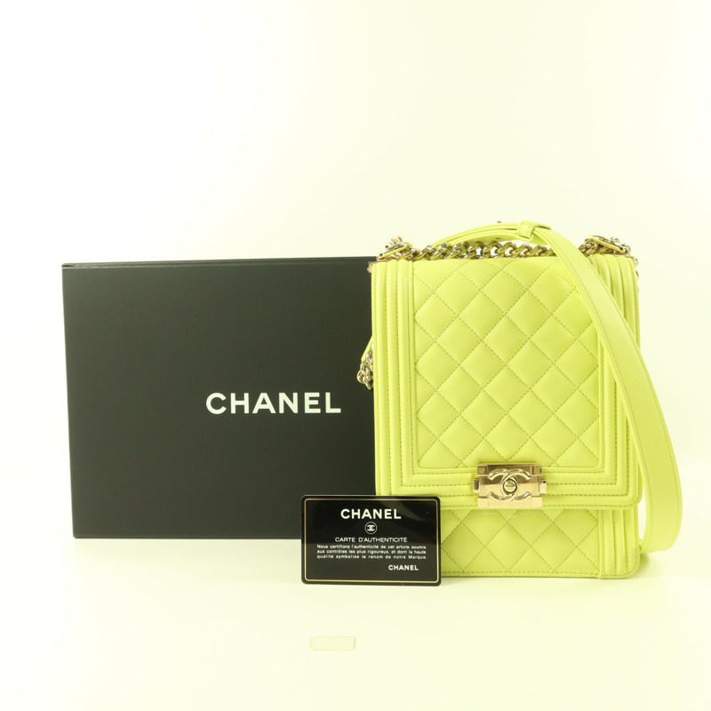 CHANEL 牛皮皮革Le Boy金扣鏈帶肩背袋-10