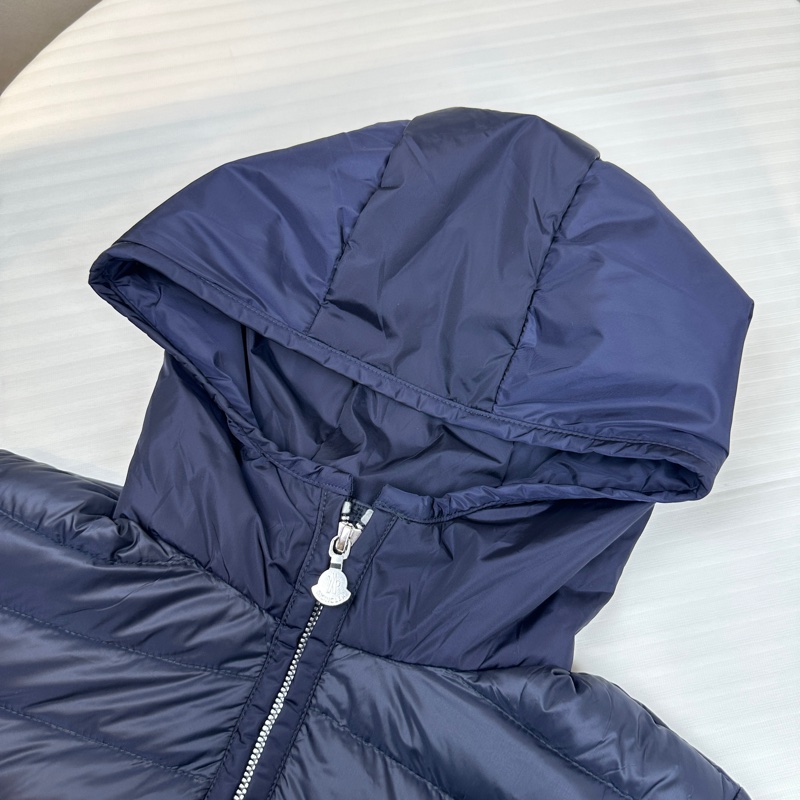 MONCLER 藍色連帽羽絨外套 兒童12碼（152cm）-2