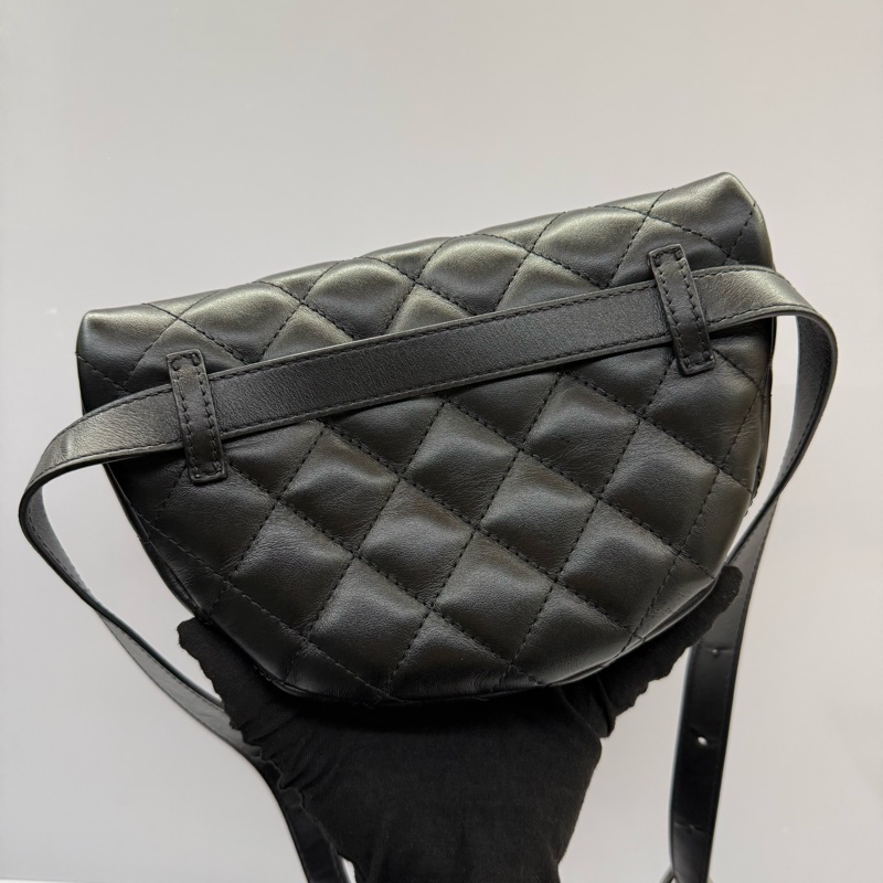 CHANEL 香奈兒 黑色菱格紋牛皮腰包 UNIFORM BUMBAG NO.31 （無卡）-1