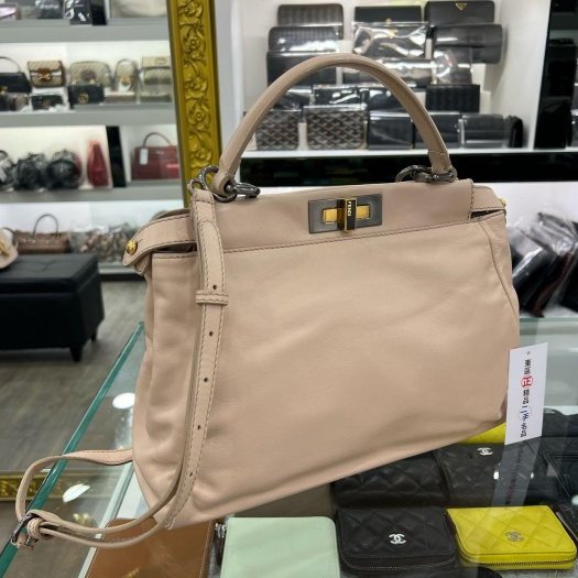東區正精品㊣FENDI 8BN226 Peekaboo 中款粉膚色全皮銀釦躲貓貓手提包斜背包兩用包-1