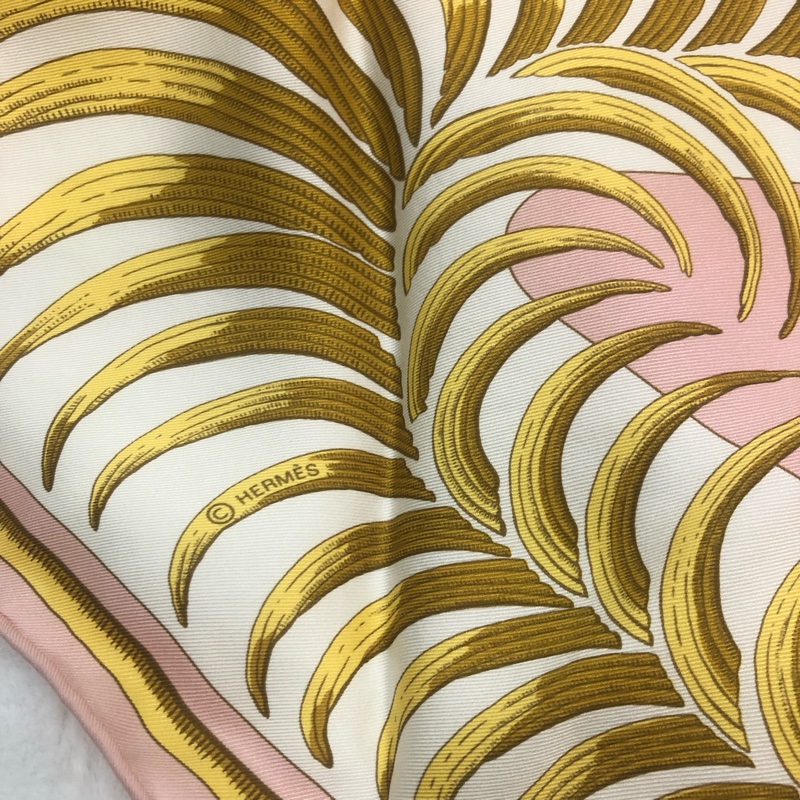 HERMÈS Tigre Royal王者的虎三角絲巾 XB949-14