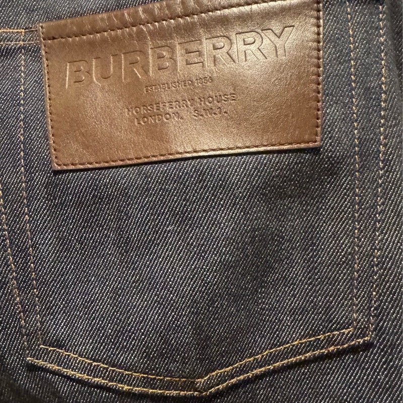 BURBERRY-1