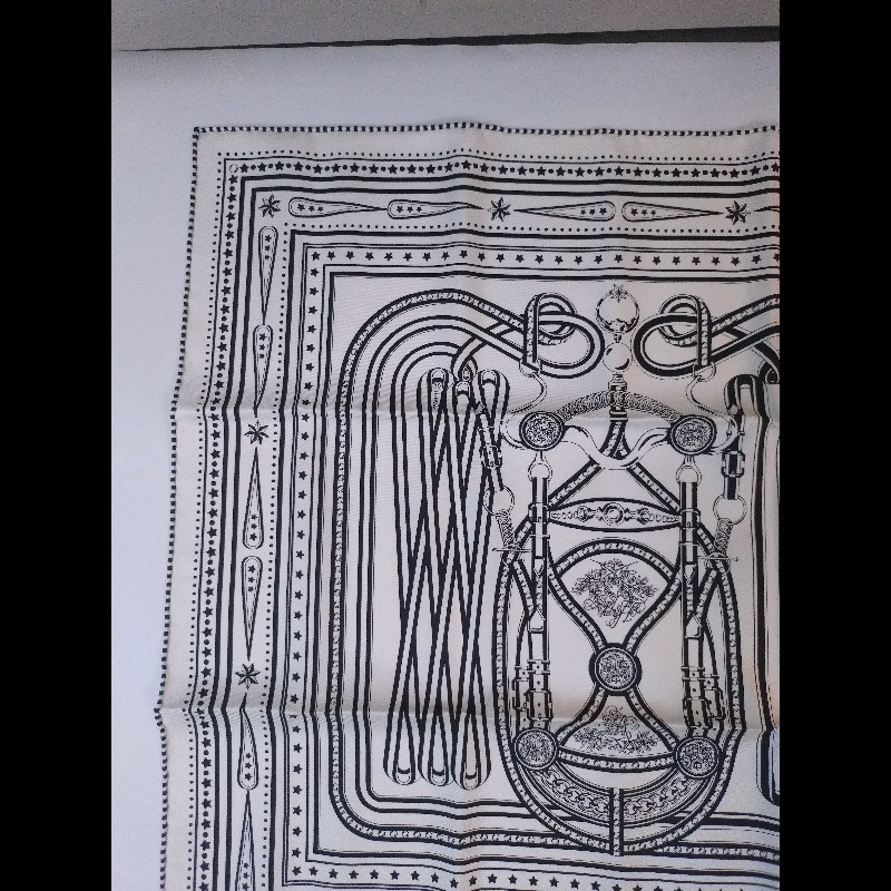 Hermes 黑白線條方絲巾 Tralala Bandana 55-1