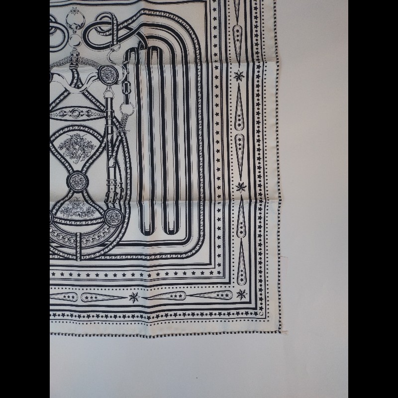 Hermes 黑白線條方絲巾 Tralala Bandana 55-4