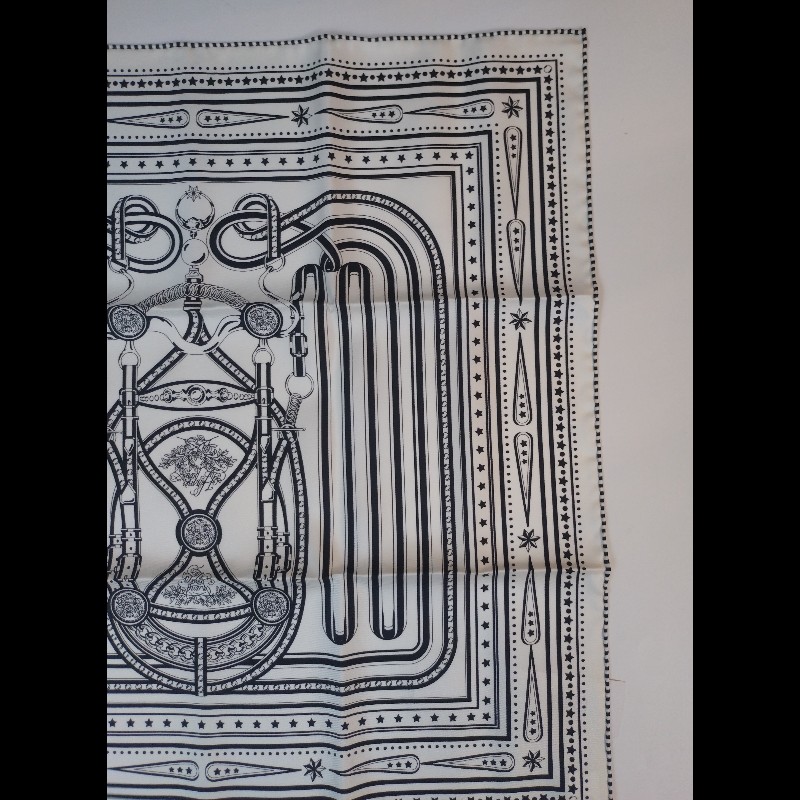 Hermes 黑白線條方絲巾 Tralala Bandana 55-7