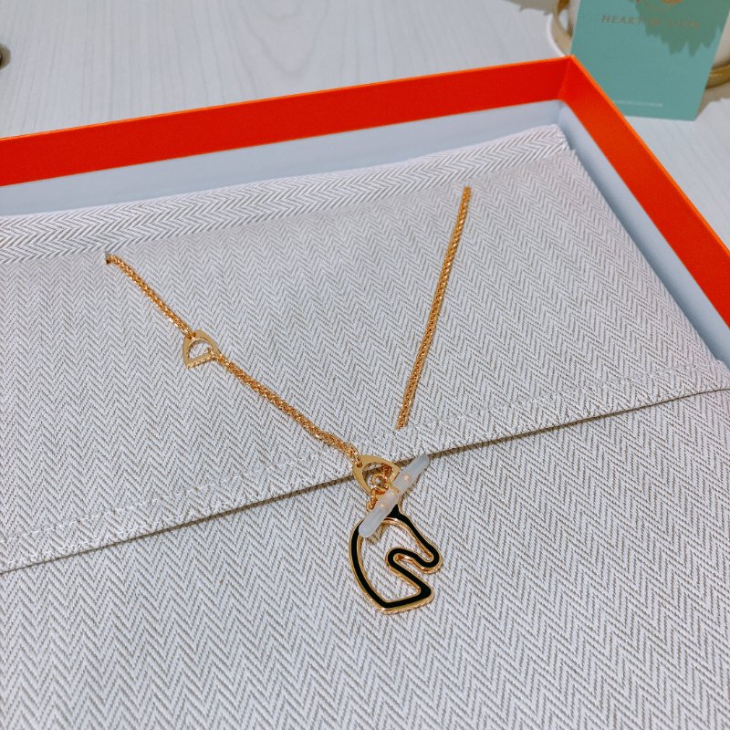 TK1951  愛馬仕 馬頭 頸鏈 Hermes Tonnerre Lacquered Metal Necklace Black X GHW-2