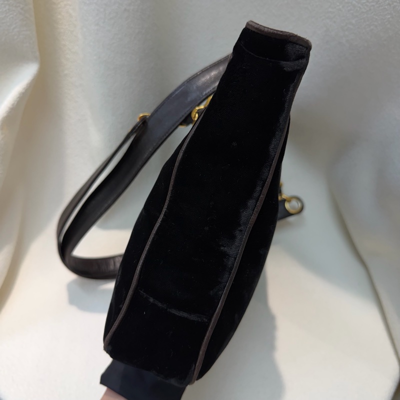 CHANEL 中古絲絨金球單肩包 XB574-2