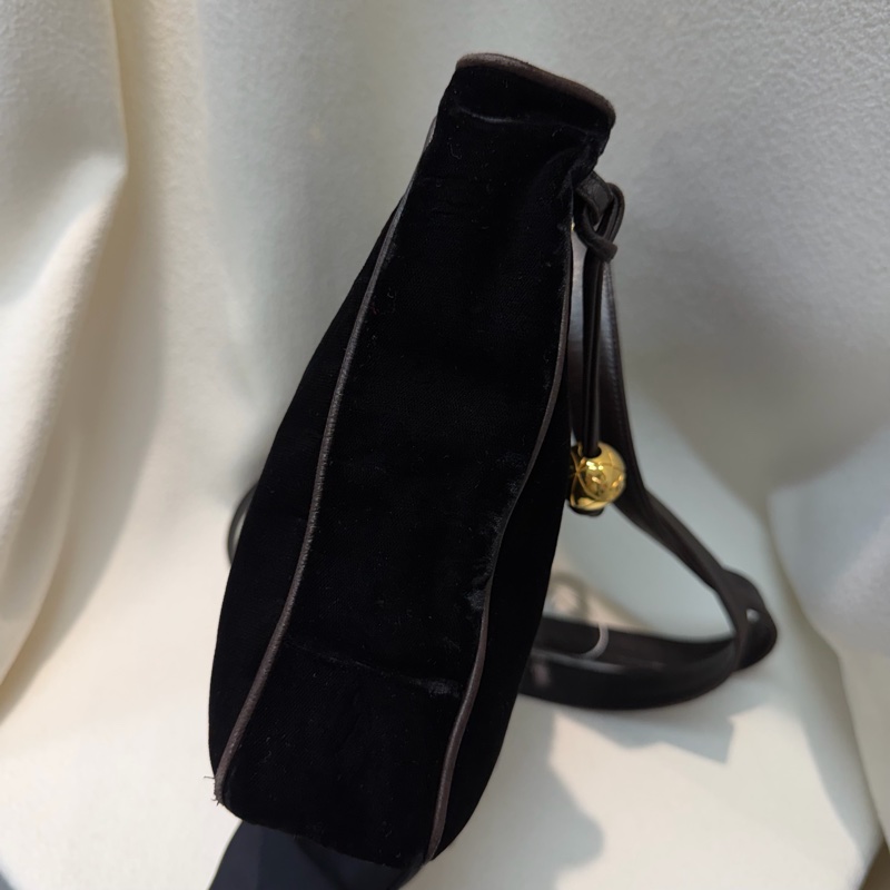 CHANEL 中古絲絨金球單肩包 XB574-3