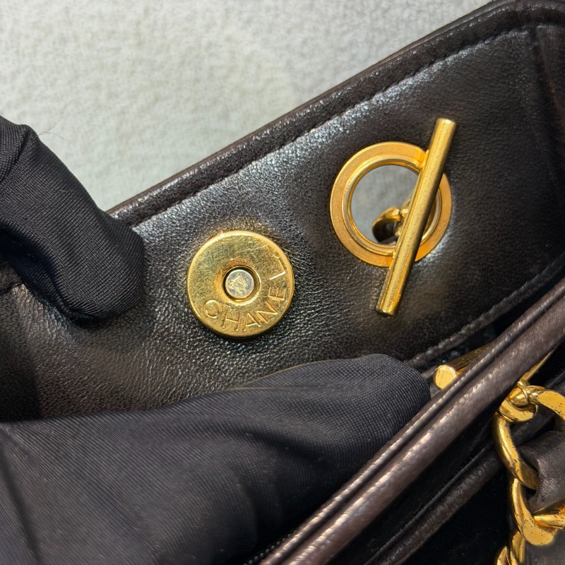 CHANEL 中古絲絨金球單肩包 XB574-45