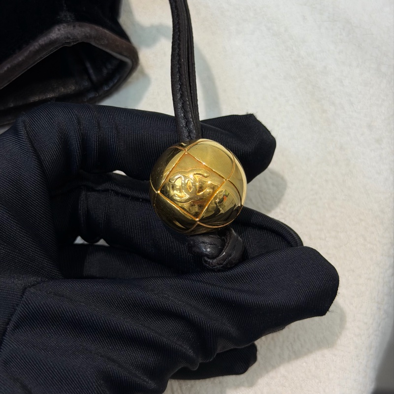 CHANEL 中古絲絨金球單肩包 XB574-52