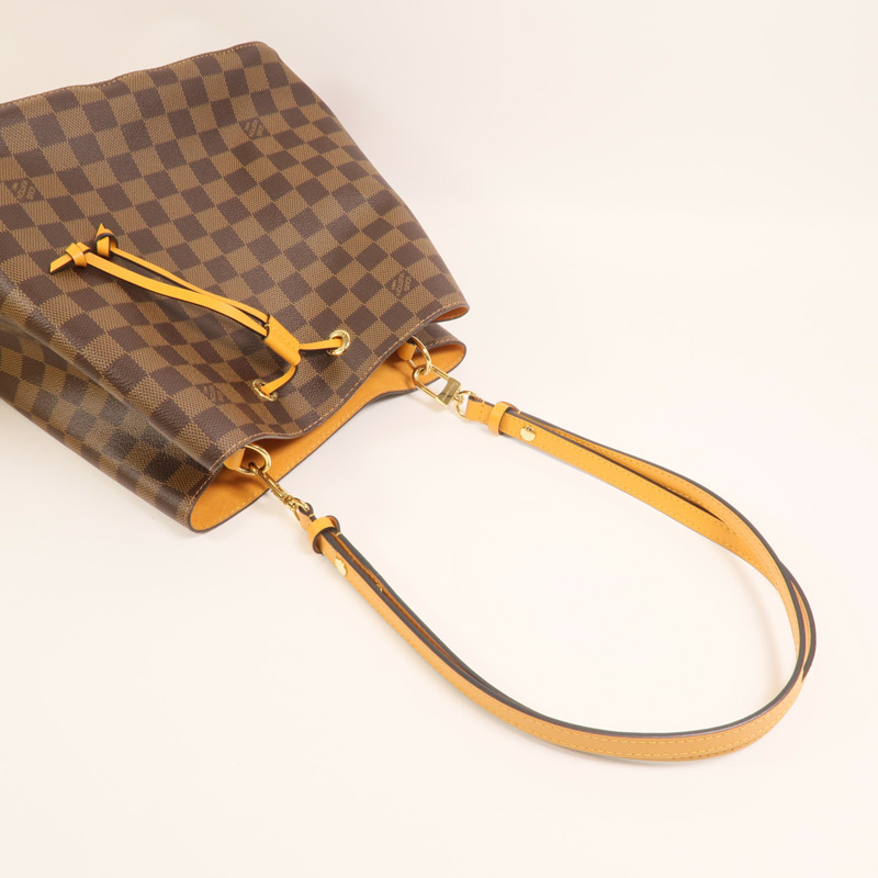 LOUIS VUITTON Damier NeoNoe MM金扣肩背袋-7