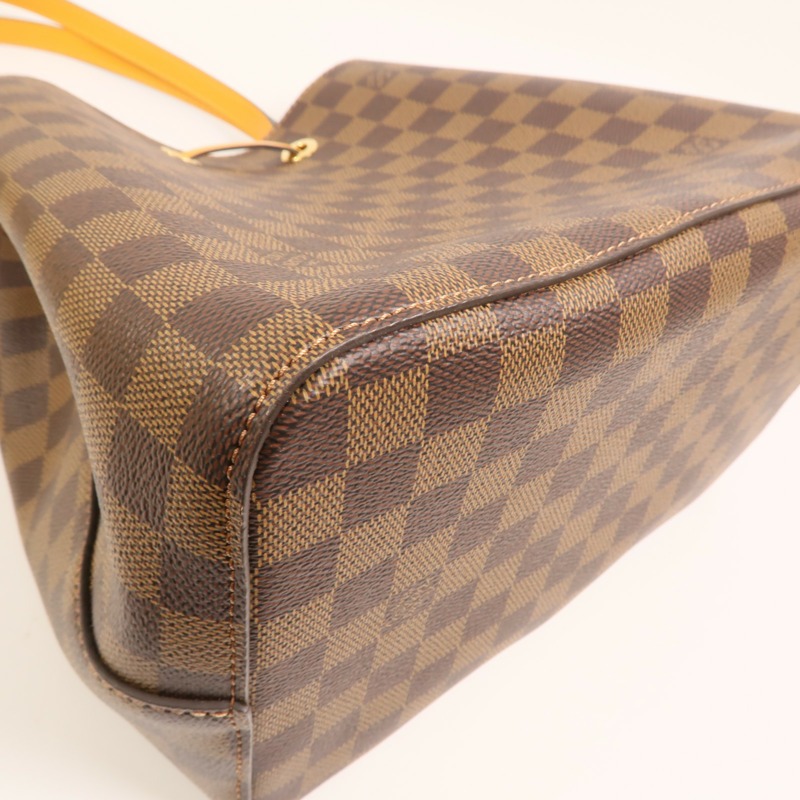 LOUIS VUITTON Damier NeoNoe MM金扣肩背袋-11