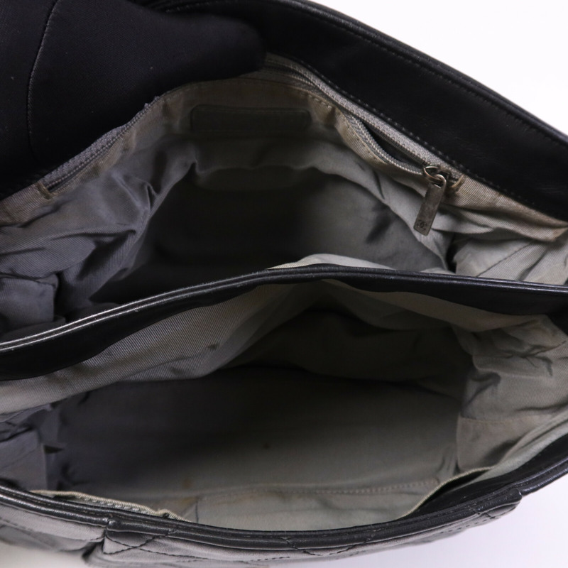 CHANEL 牛皮皮革Chain Shoulder銀扣鏈帶肩背袋-4