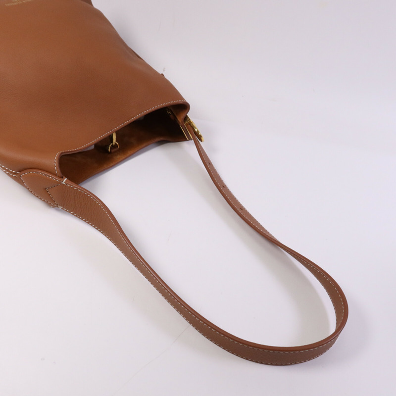 LOUIS VUITTON 牛皮皮革Low Key Hobo PM金扣肩背袋-8