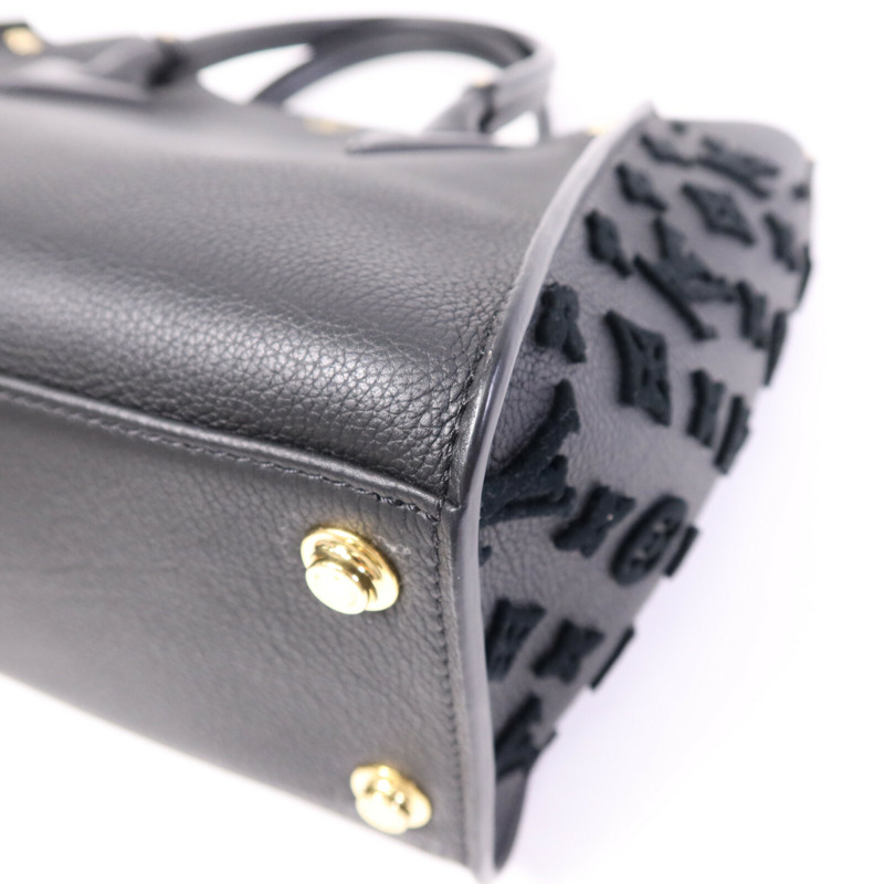 LOUIS VUITTON 牛皮皮革On My Side MM金扣手挽肩背兩用袋-11