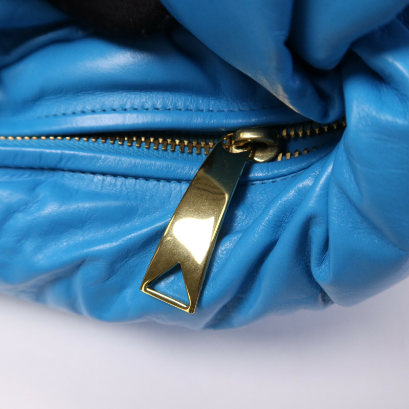 BOTTEGA VENETA 羊皮皮革Mini Jodie金扣手挽袋-6